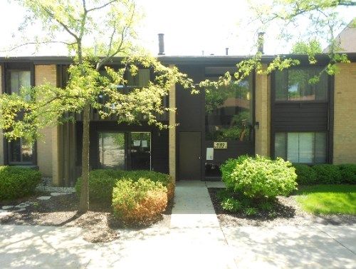 6109 Knollwood   Unit#101, Willowbrook, IL 60527