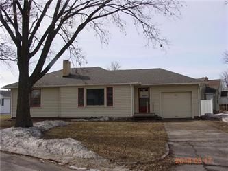 411 Sw 1st St, Clara City, MN 56222