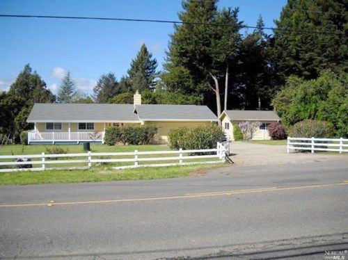 1996 Pleasant Hill Rd, Sebastopol, CA 95472