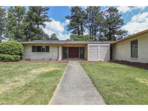 2401 Crestknoll Circle, Decatur, GA 30032