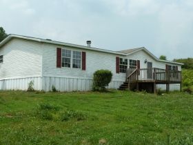 2221 Bales Rd, Knoxville, TN 37914