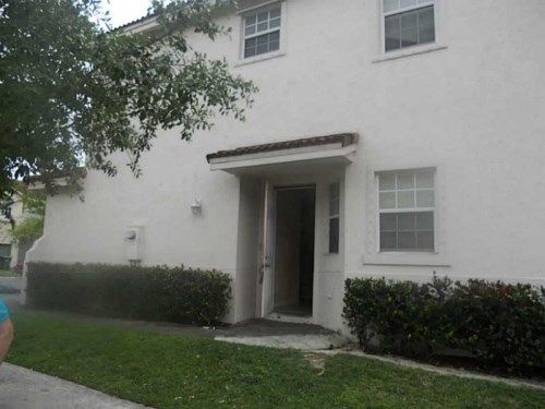 680 NE 21 TE # 0, Homestead, FL 33033