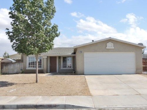 10595 Moorfield Circle, Adelanto, CA 92301