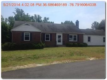 104 Fairview Drive, Suffolk, VA 23437