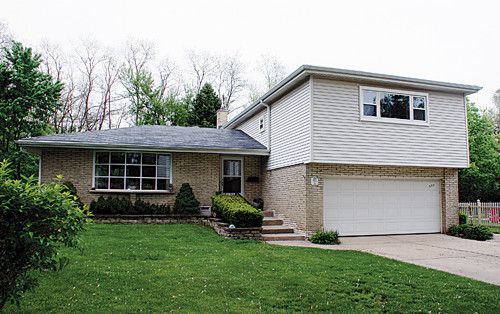 553 Birch St, Itasca, IL 60143