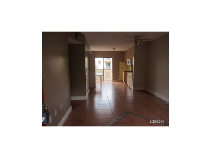 5490 W 21 CT # 313, Hialeah, FL 33016