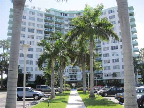 3301 NE 5 AV # 902, Miami, FL 33137