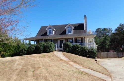 341 Pine Valley Dr, Powder Springs, GA 30127