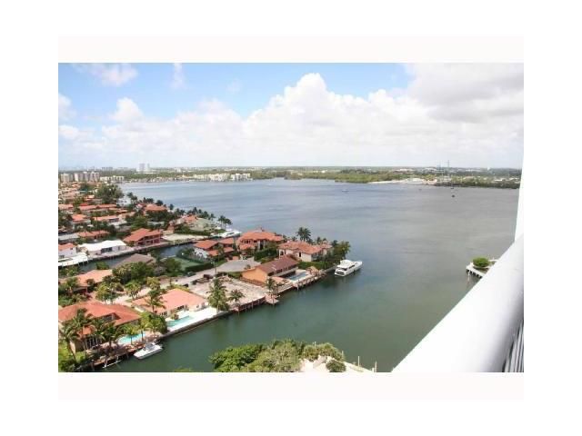 1000 ISLAND BL # 1903, North Miami Beach, FL 33160