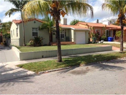 2454 SW 24 TE, Miami, FL 33145