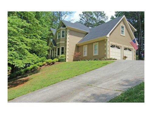 803 Pinehurst Drive, Woodstock, GA 30188