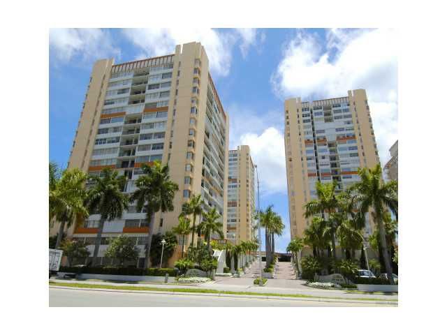 1890 S Ocean Dr # 1907, Hallandale, FL 33009