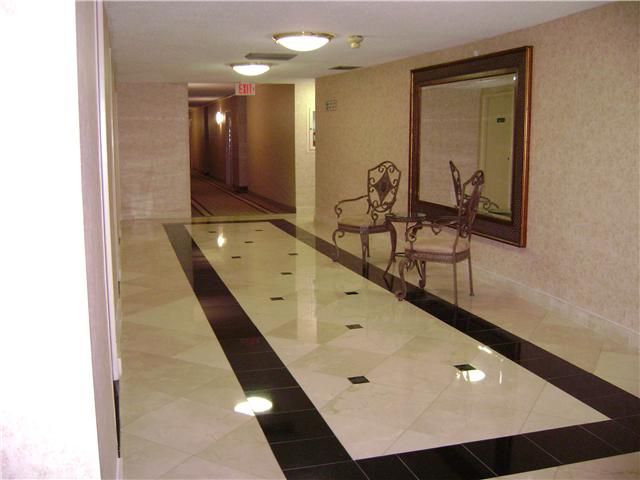 2030 S OCEAN DR # 802, Hallandale, FL 33009