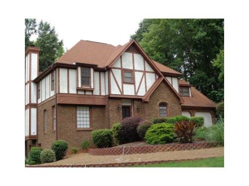 310 Old Tree Trace, Roswell, GA 30075