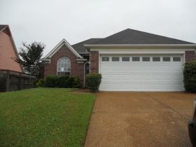 10042 Notting Hill, Cordova, TN 38016