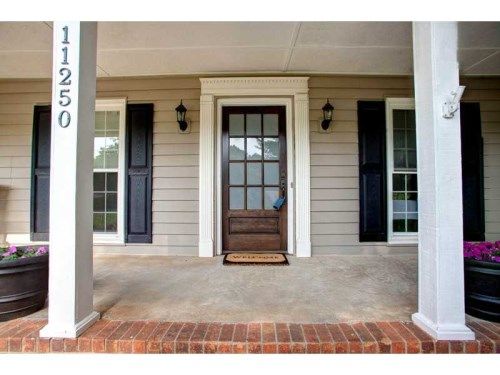 11250 Crosshaven Drive, Roswell, GA 30075