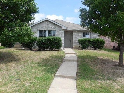 2435 Marimont Ln, Lancaster, TX 75134