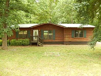 290 Navajo Trl, Bowdon, GA 30108