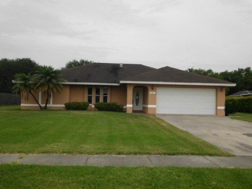 1027 Bayberry Loop, Clewiston, FL 33440