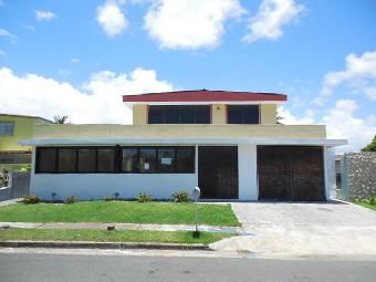 1421 Barracuda St. Vistamar, Carolina, PR 00985