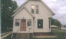 13 Chestnut St Galesburg, IL 61401