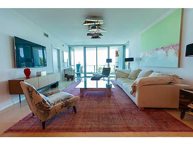 2627 S BAYSHORE DR # 806, Miami, FL 33133