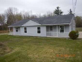 539 Stanley Rd, Winthrop, ME 04364