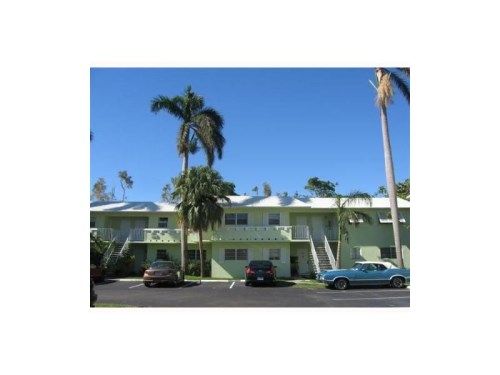 7410 82 ST # 302, Miami, FL 33143