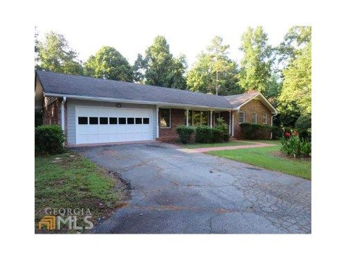 3215 Shoreland Drive, Buford, GA 30518