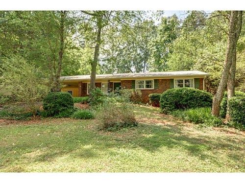 185 Valley Drive, Roswell, GA 30075