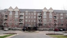 425 Village Green #202 Lincolnshire, IL 60069