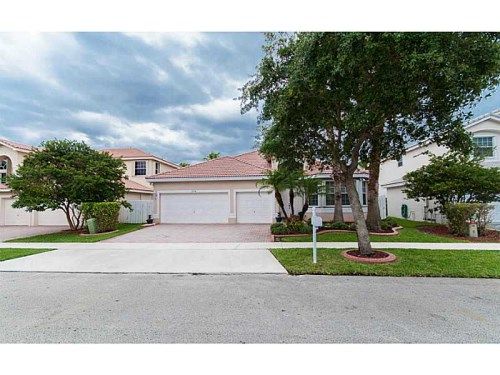 17974 SW 35 ST, Hollywood, FL 33029