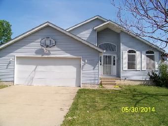 15205 Shirley Ave, Maple Heights, OH 44137