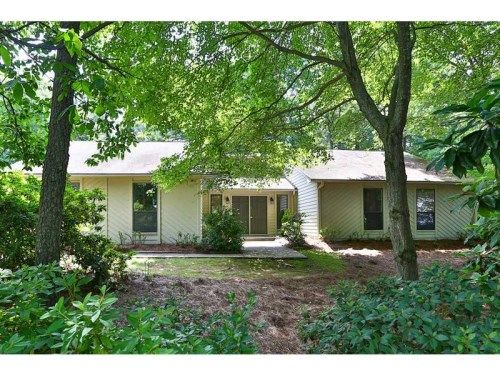 305 Woodline Court, Roswell, GA 30076