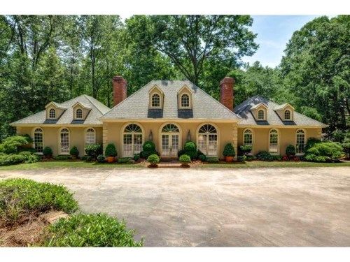 15540 Freemanville Road, Alpharetta, GA 30004