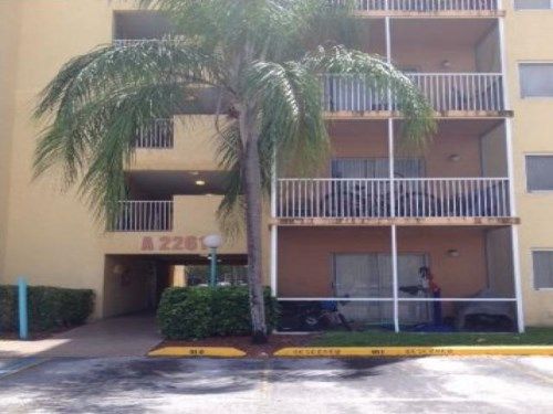 2261 S Sherman Circle Unit 110, Hollywood, FL 33025