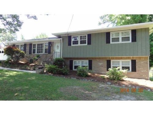 1929 Fabersham Drive, Snellville, GA 30078