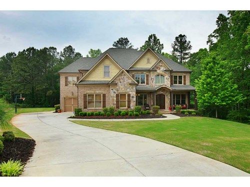 4947 Feather Lane, Flowery Branch, GA 30542