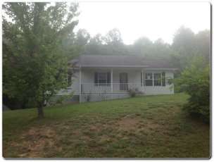 142 Chase Ln, Jacksboro, TN 37757