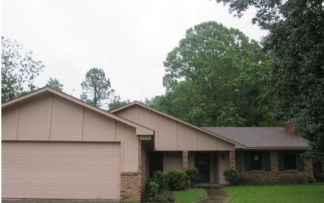 1807 Gloucester Pl, Clinton, MS 39056