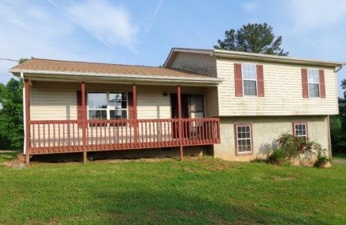 1229 Dogwood Road, Tunnel Hill, GA 30755