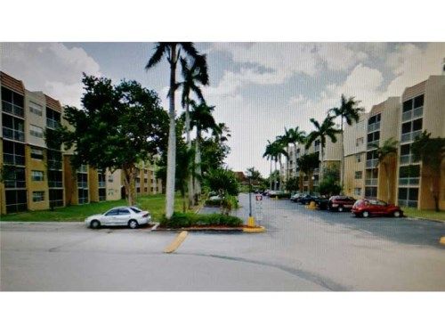 6940 MIAMI GARDENS DR # 1-129, Hialeah, FL 33015