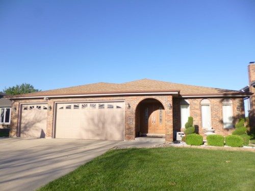 1117 N. Mare Barn Lane, Addison, IL 60101