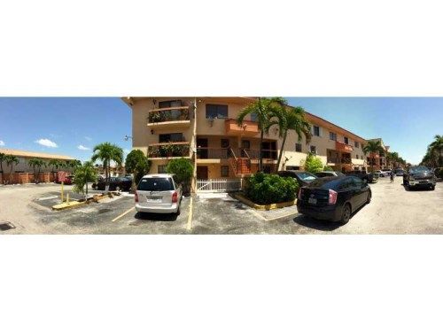 5625 W 26 CT # 211, Hialeah, FL 33016