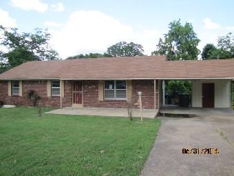 1554 E Raines Rd, Memphis, TN 38116