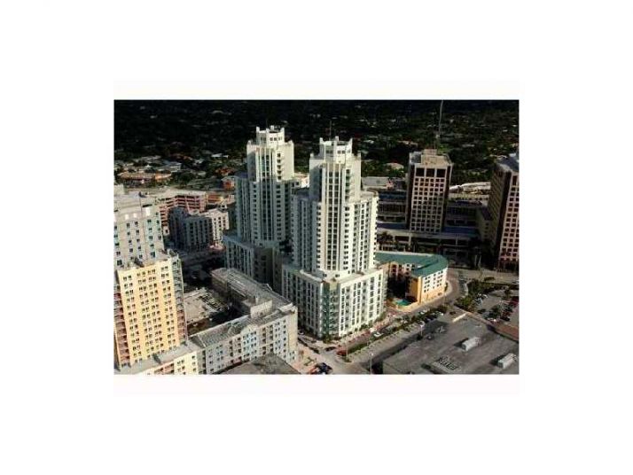 9055 SW 73 CT # 302, Miami, FL 33156