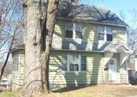 49 Francis St, East Hartford, CT 06108