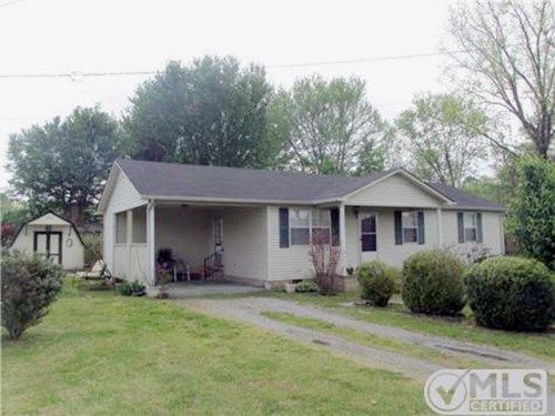 251 Old Snow Hill Rd, Dowelltown, TN 37059