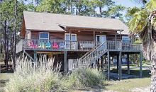 2416 Driftwood Rd Carrabelle, FL 32322