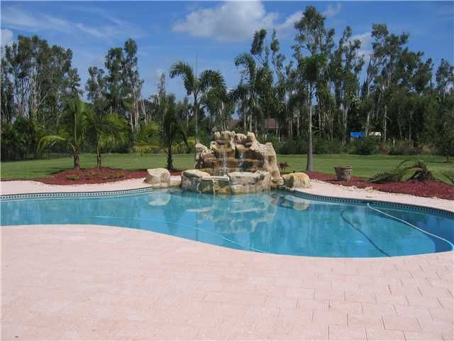 10781 PINE LODGE TR, Fort Lauderdale, FL 33328